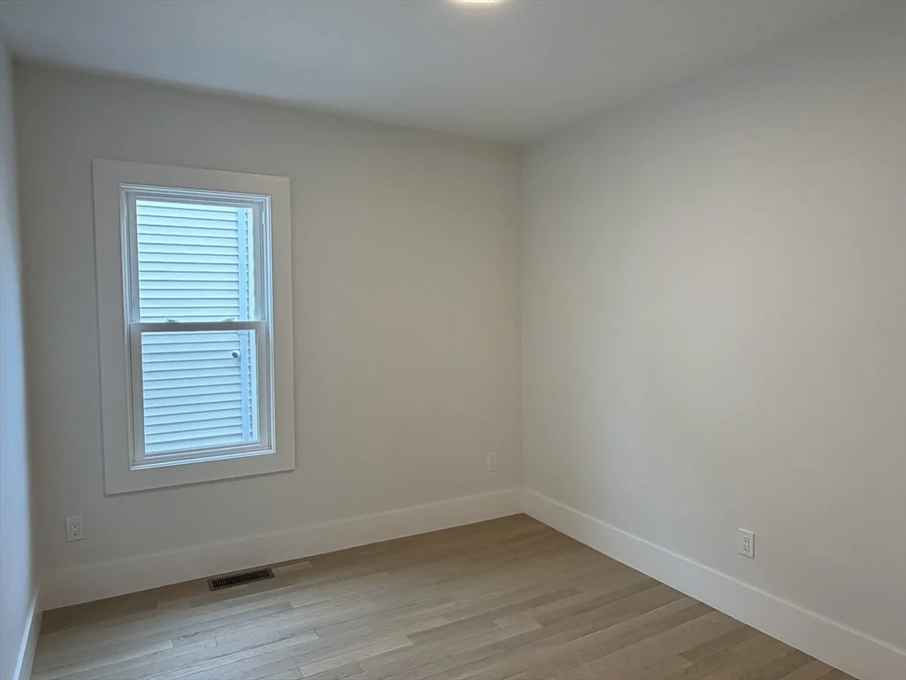 3 bed, 2 bath apartment for rent at 7 Bennett St Unit 1, Medford — photo 15 of 23