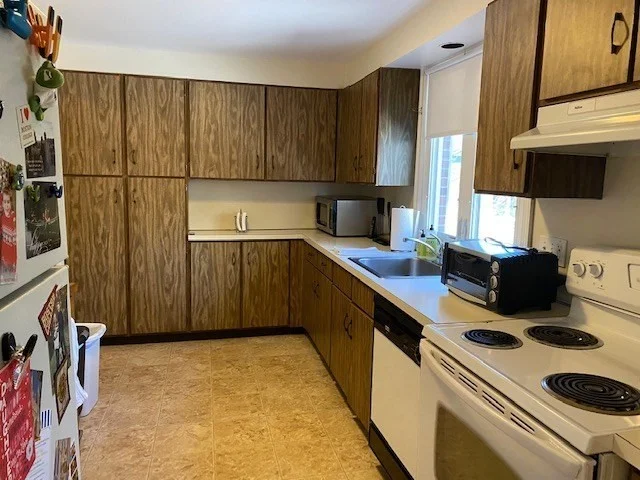 2 bed, 1 bath apartment for rent at 7 Bethel Rd Unit 10, Wellesley — photo 2 of 12