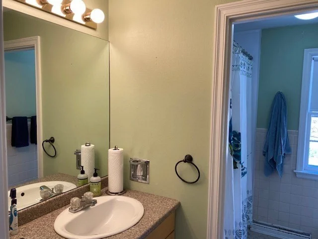 2 bed, 1 bath apartment for rent at 7 Bethel Rd Unit 10, Wellesley — photo 7 of 12