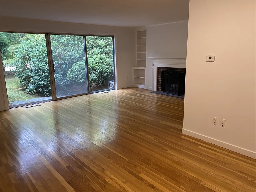 2 bed, 1 bath apartment for rent at 7 Bethel Rd Unit 3, Wellesley — photo 3 of 21
