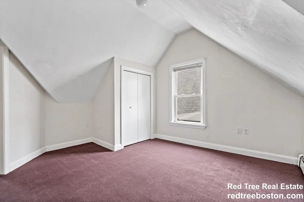 4 bed, 2 bath apartment for rent at 7 Blackwell St Unit 2, Boston — photo 13 of 17