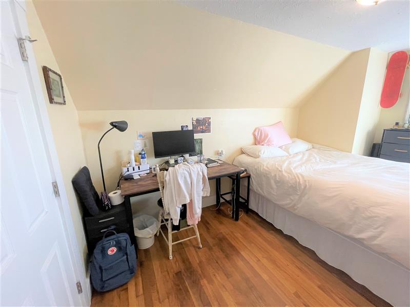 Studio bed, 1 bath apartment for rent at 7 Blake St Unit 8, North Cambridge — photo 8 of 12