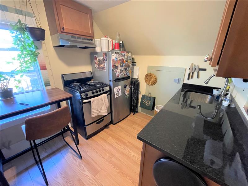 Studio bed, 1 bath apartment for rent at 7 Blake St Unit 8, North Cambridge — photo 4 of 12