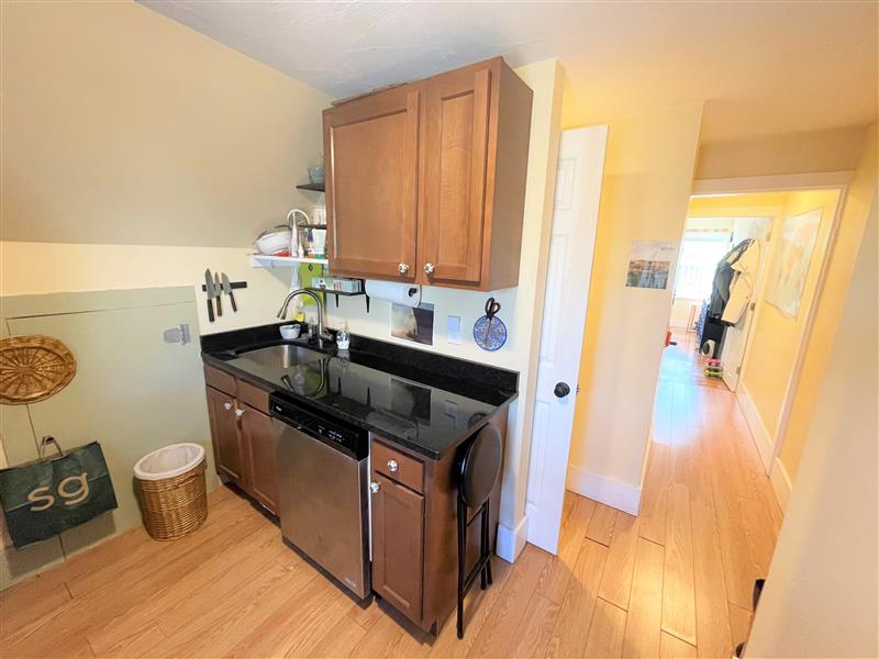 Studio bed, 1 bath apartment for rent at 7 Blake St Unit 8, North Cambridge — photo 2 of 12