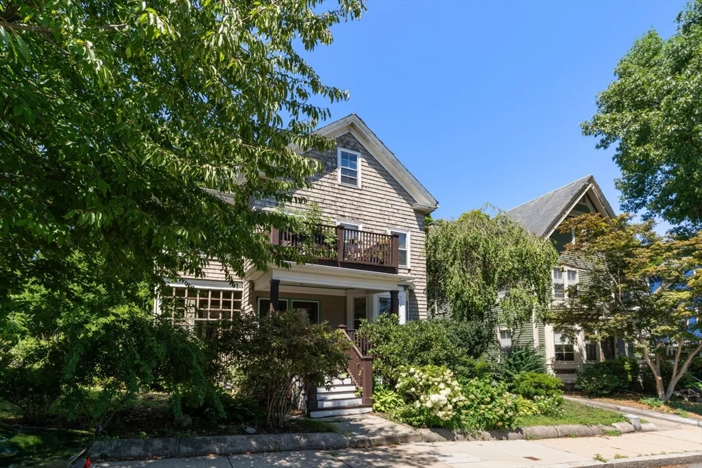2 bed, 1 bath apartment for rent at 7 Burr Unit 1, Jamaica Plain — photo 31 of 37