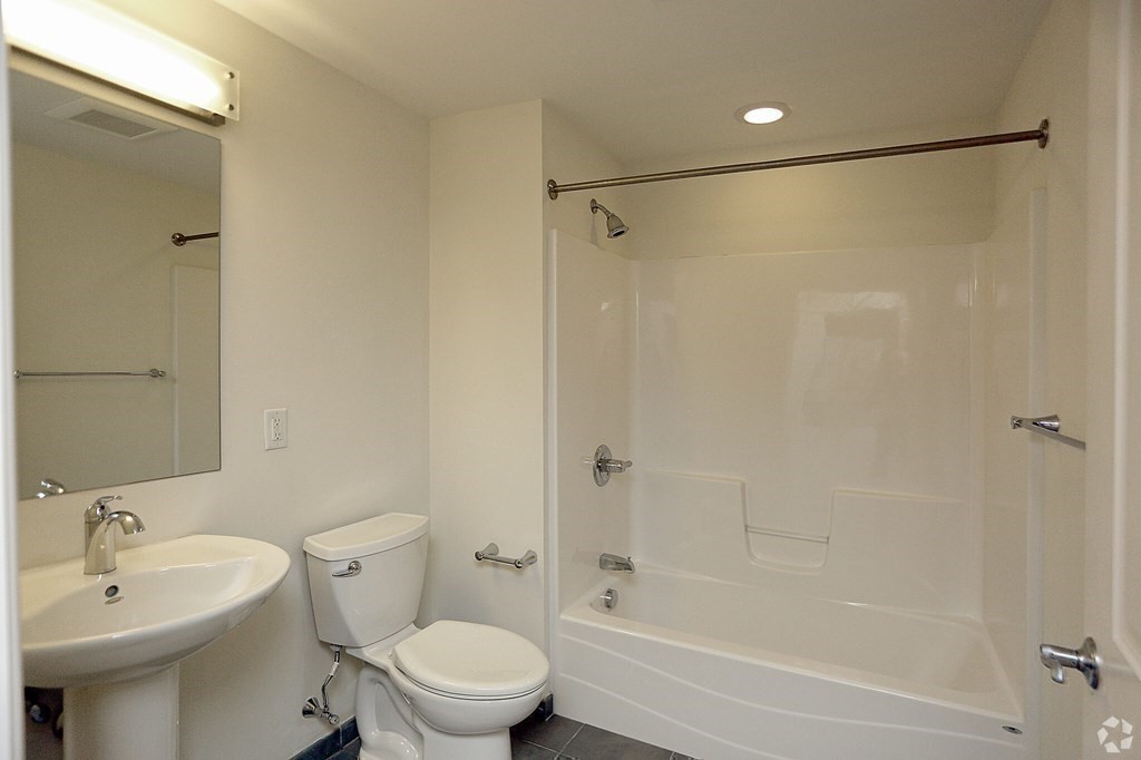 2 bed, 2 bath apartment for rent at 7 Cameron Ave Unit 102, North Cambridge — photo 6 of 12