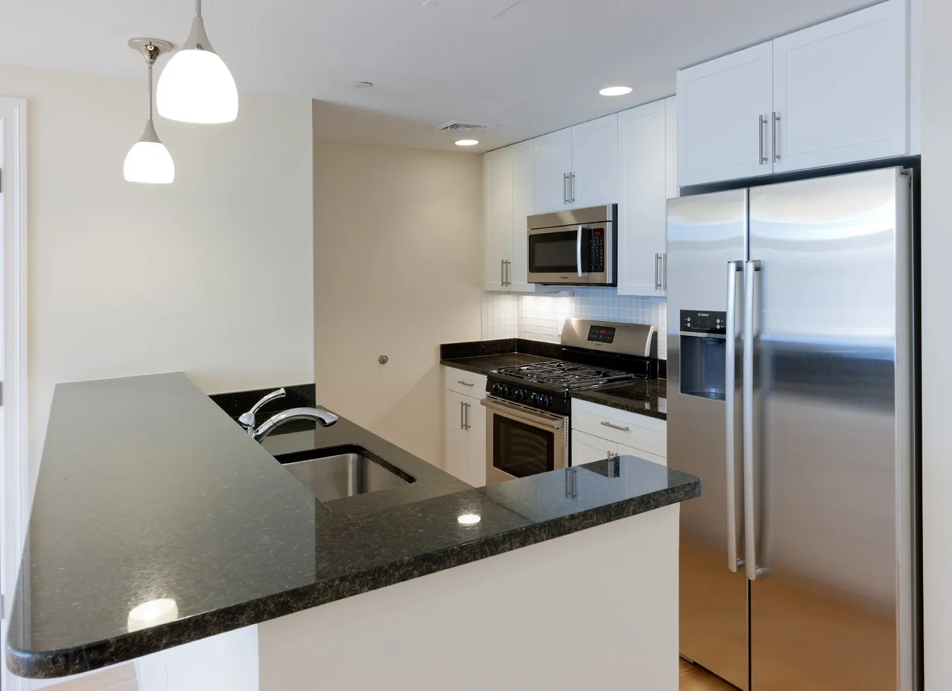 2 bed, 2 bath apartment for rent at 7 Cameron Ave Unit 102H, North Cambridge