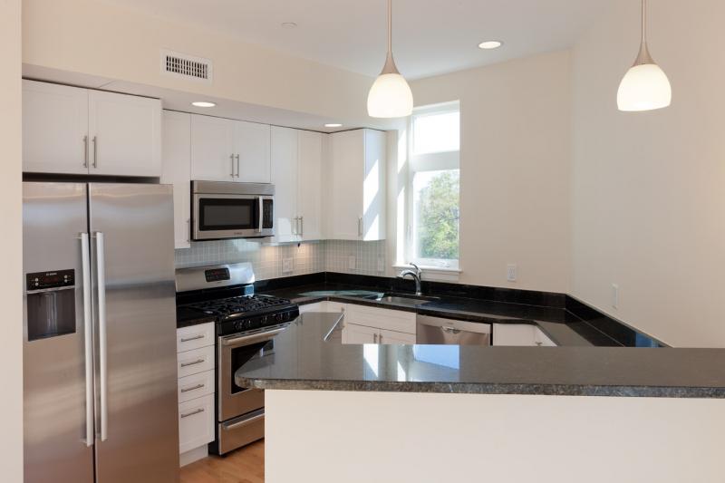 2 bed, 2 bath apartment for rent at 7 Cameron Ave Unit 306, North Cambridge