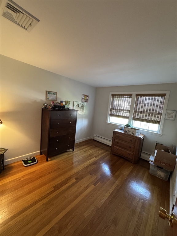 4 bed, 1 bath apartment for rent at 7 Canterbury, Woburn — photo 7 of 14