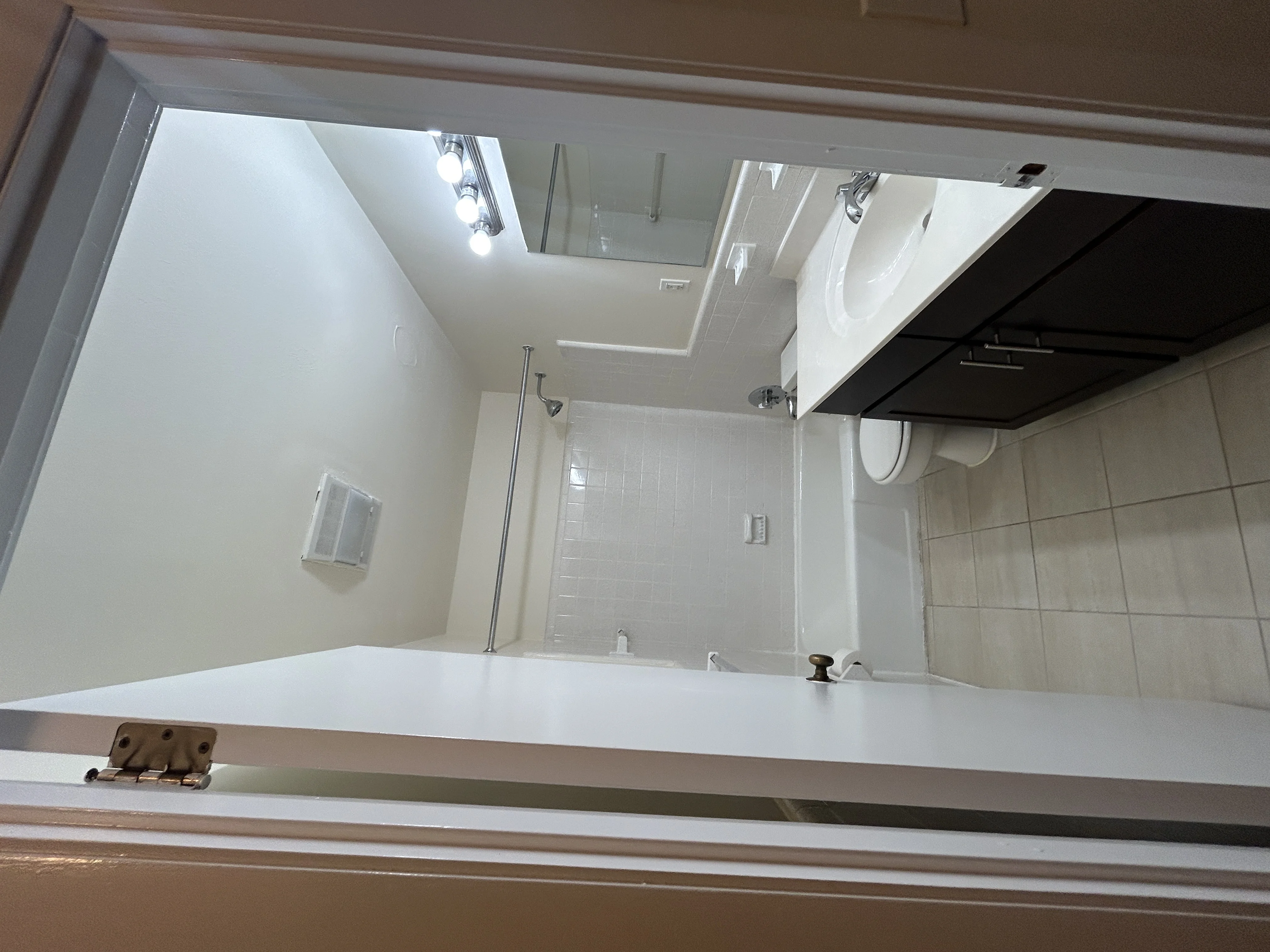 1 bed, 1 bath apartment for rent at 7 Captain Parker Arms Unit 14, Lexington — photo 7 of 7