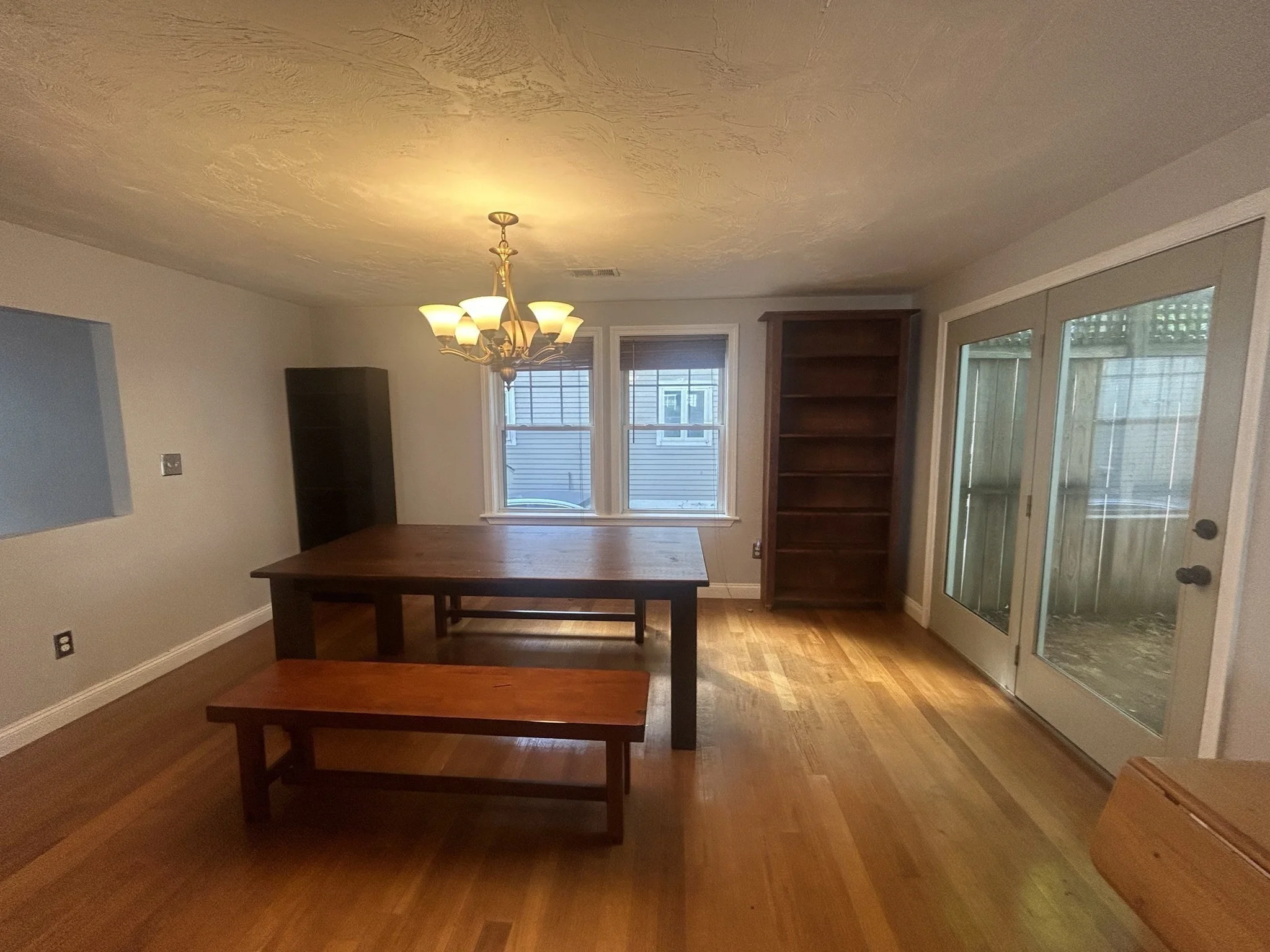 3 bed, 2 bath apartment for rent at 7 Carlford Rd, Jamaica Plain — photo 6 of 19