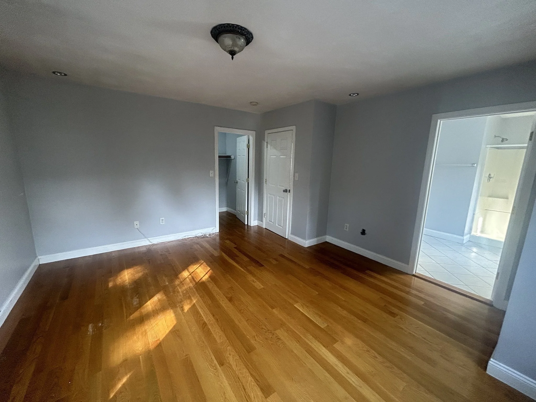 3 bed, 2 bath apartment for rent at 7 Carlford Rd, Jamaica Plain — photo 12 of 19