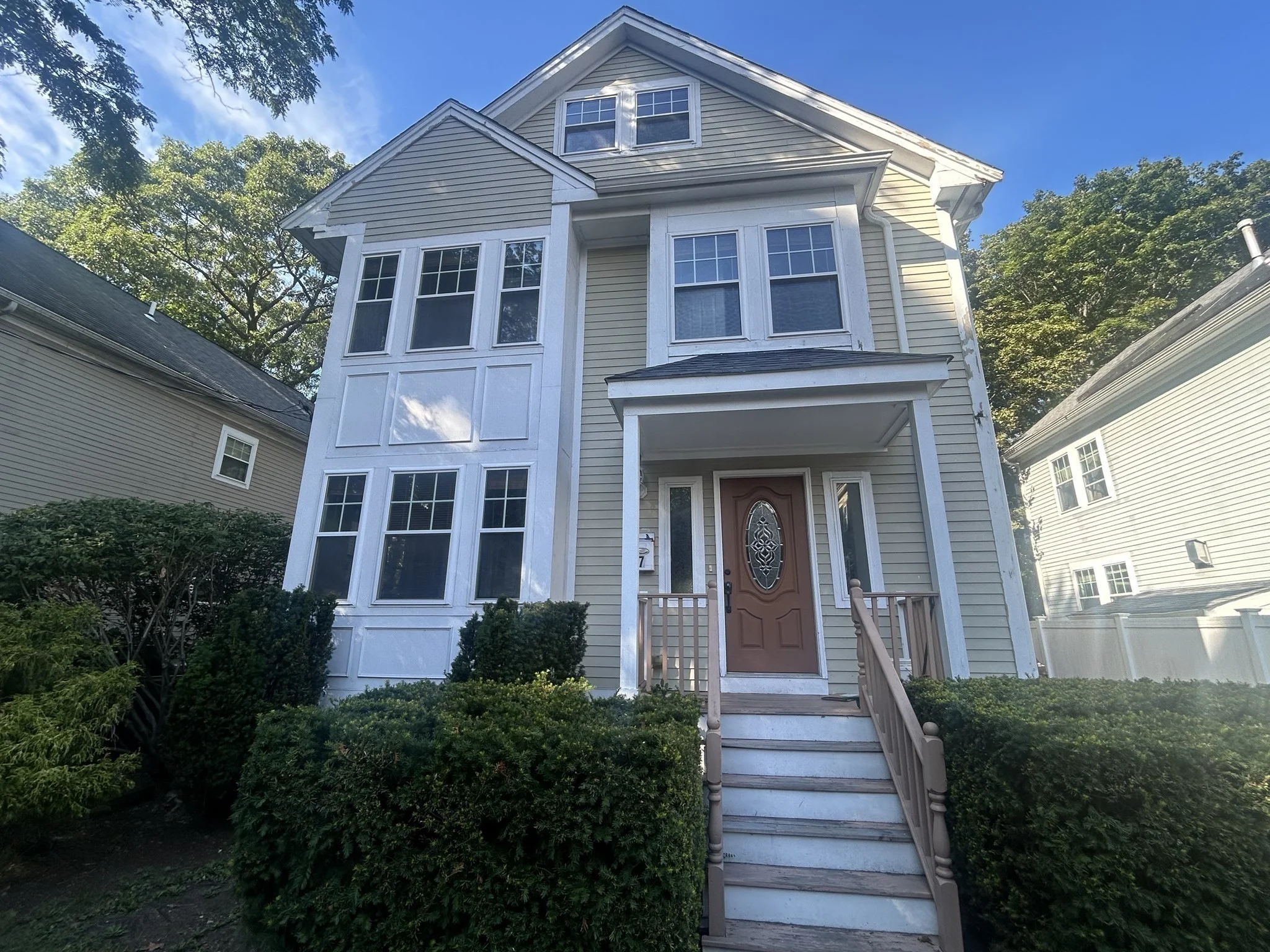 3 bed, 2 bath apartment for rent at 7 Carlford Rd, Jamaica Plain