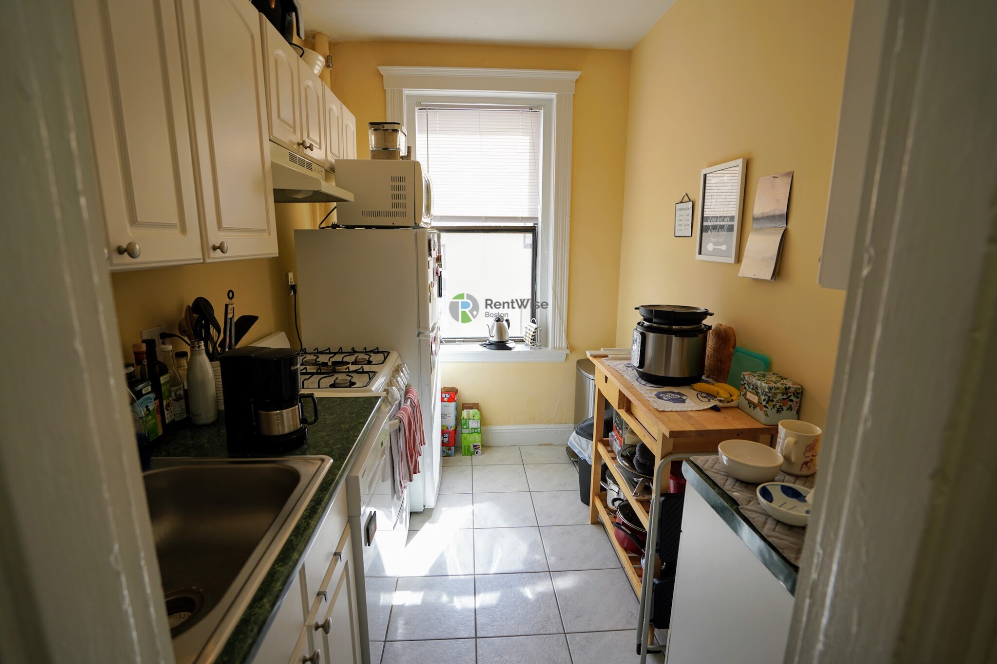 2 bed, 1 bath apartment for rent at 7 Carol Ave Unit 12, Brighton — photo 11 of 19