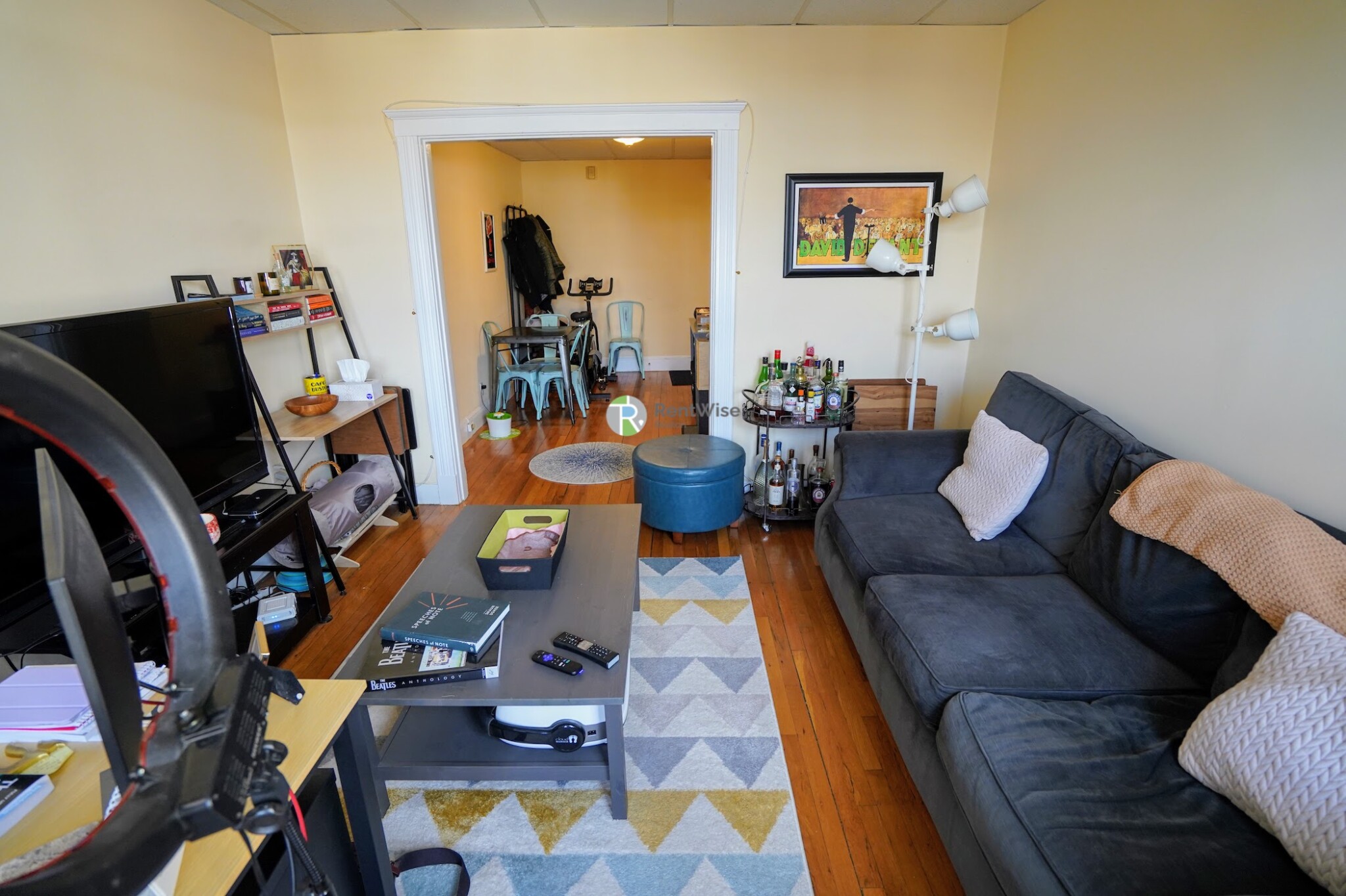 2 bed, 1 bath apartment for rent at 7 Carol Ave Unit 12, Brighton — photo 3 of 19