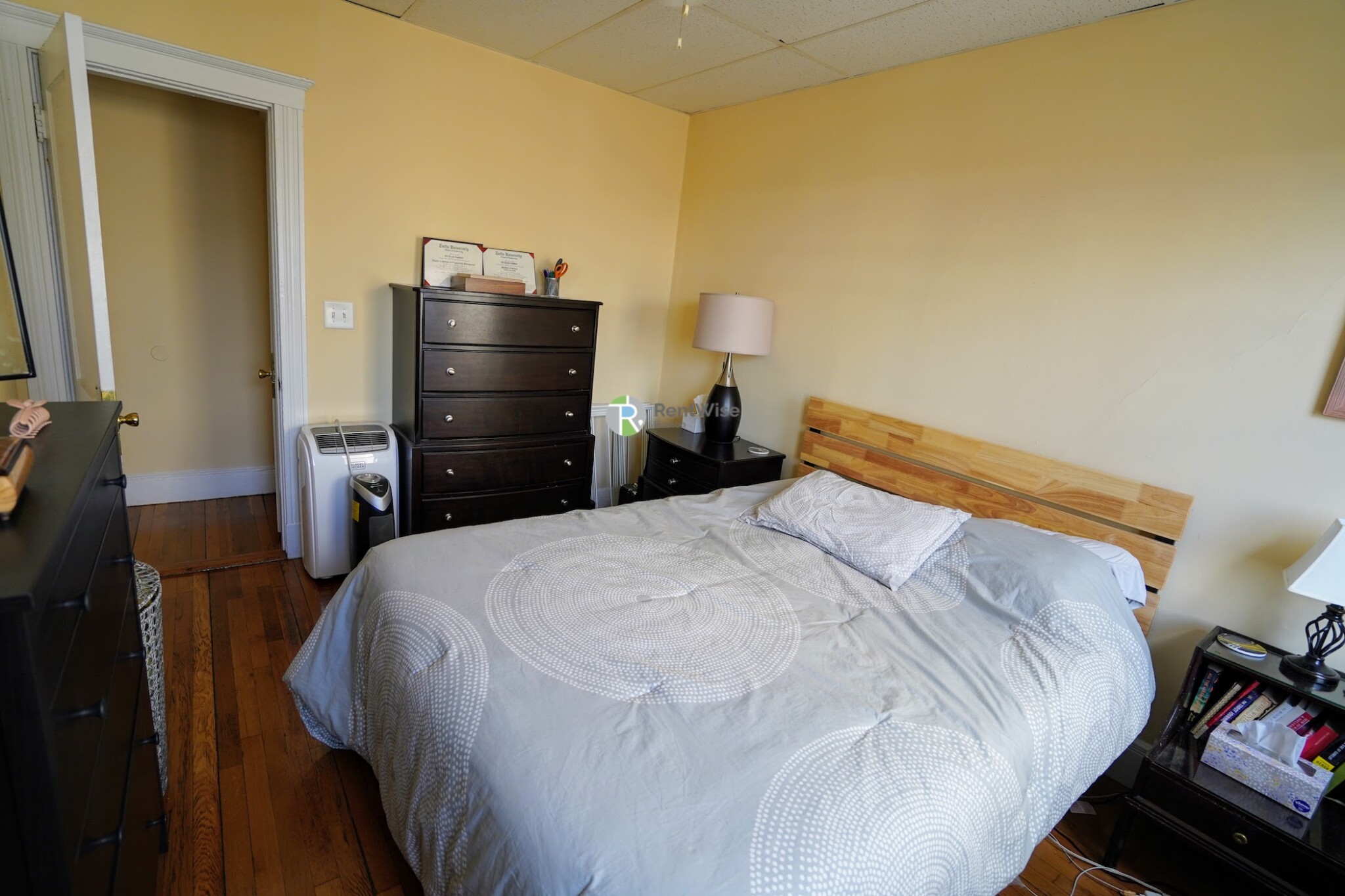 2 bed, 1 bath apartment for rent at 7 Carol Ave Unit 12, Brighton — photo 14 of 19