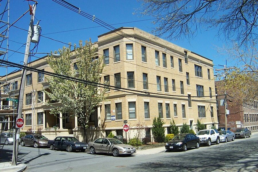 2 bed, 1 bath apartment for rent at 7 Carol Ave Unit 12, Brighton — photo 17 of 19