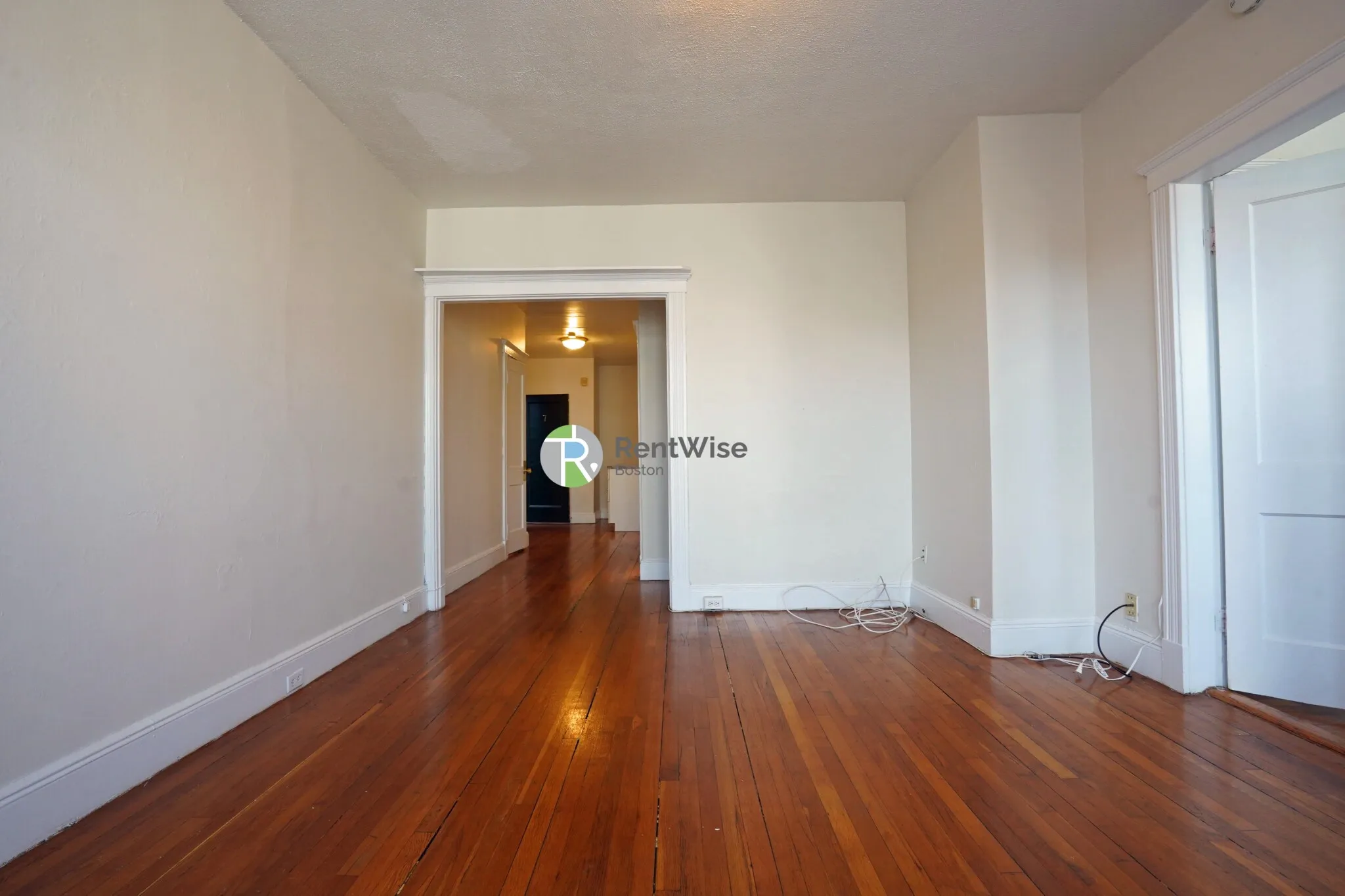 2 bed, 1 bath apartment for rent at 7 Carol Ave Unit 7, Brighton — photo 3 of 21
