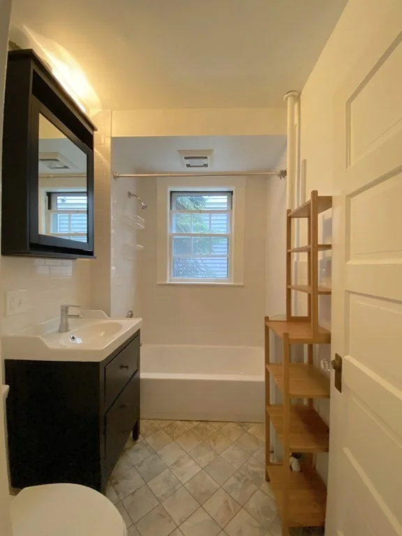 2 bed, 1 bath apartment for rent at 7 Centre St Unit 1, Mid Cambridge — photo 10 of 12