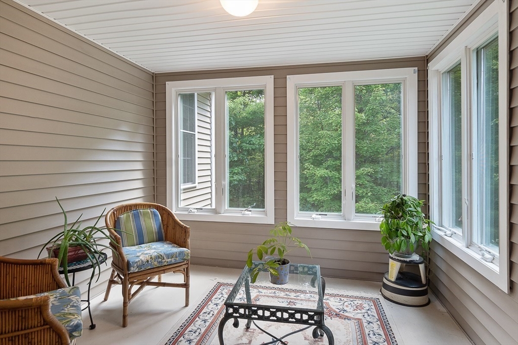 1 bed, 1 bath apartment for rent at 7 Charles Pl Unit A, Pepperell — photo 17 of 20