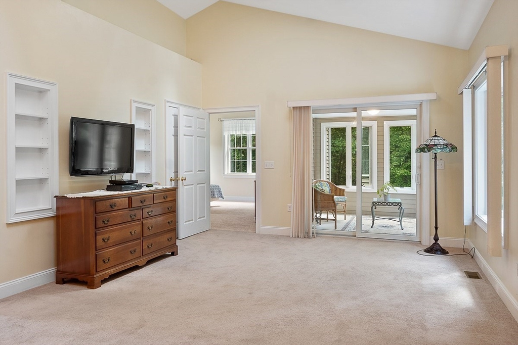 1 bed, 1 bath apartment for rent at 7 Charles Pl Unit A, Pepperell — photo 12 of 20
