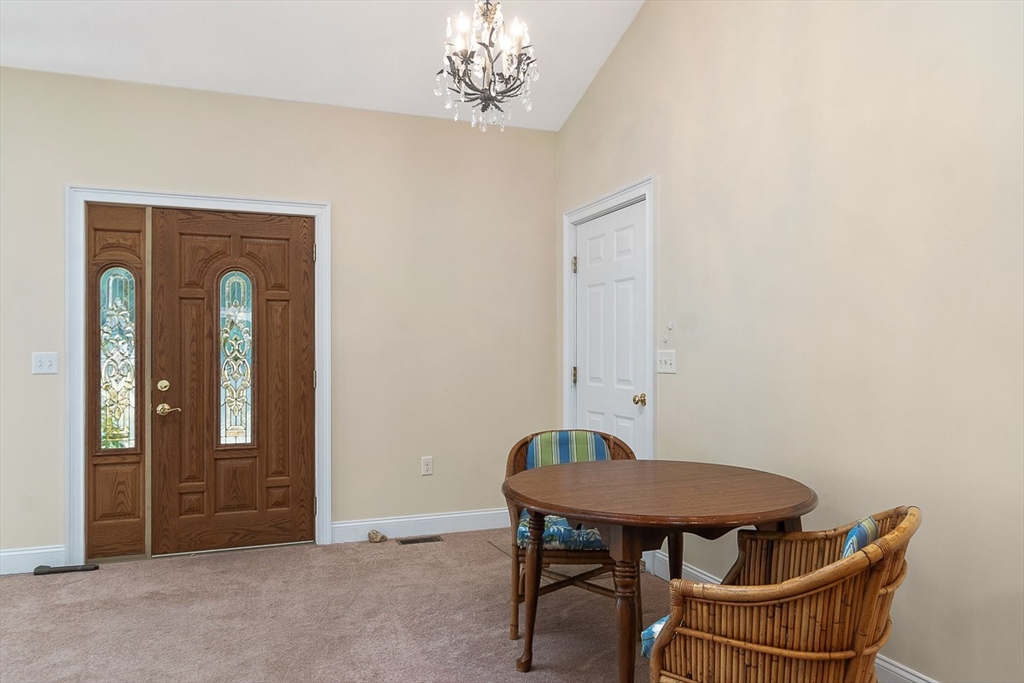 1 bed, 1 bath apartment for rent at 7 Charles Pl Unit A, Pepperell — photo 10 of 20
