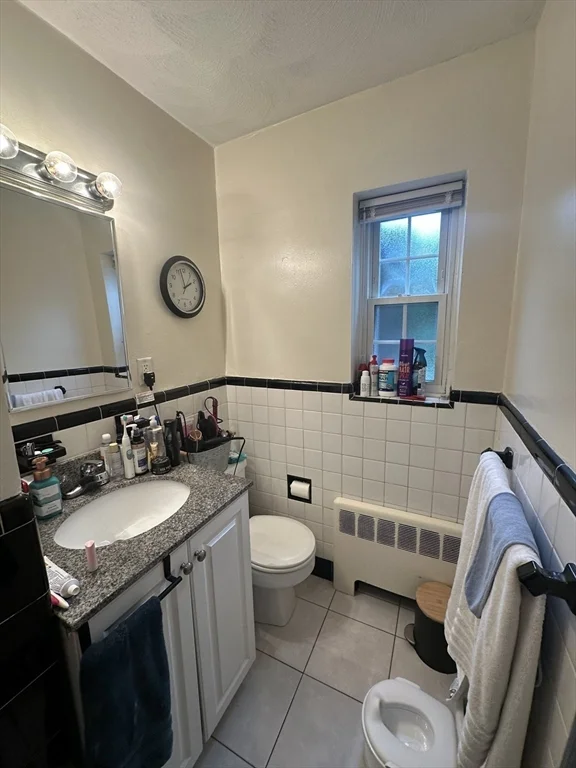 2 bed, 1 bath apartment for rent at 7 Charlesbank Rd Unit 2, Newton — photo 9 of 13