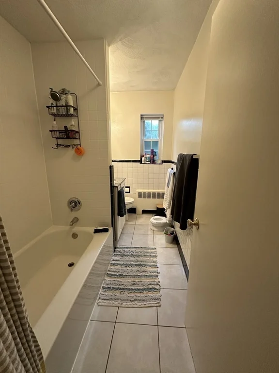 2 bed, 1 bath apartment for rent at 7 Charlesbank Rd Unit 2, Newton — photo 8 of 13