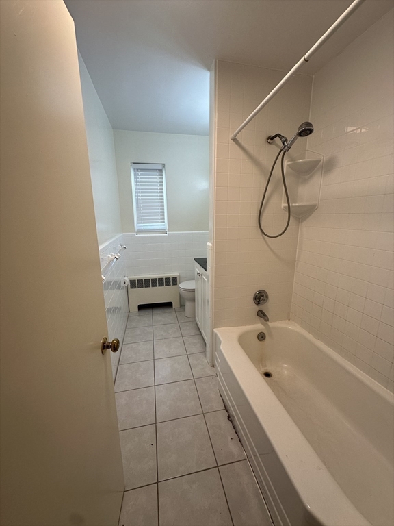 2 bed, 1 bath apartment for rent at 7 Charlesbank Rd Unit 4, Newton — photo 5 of 7