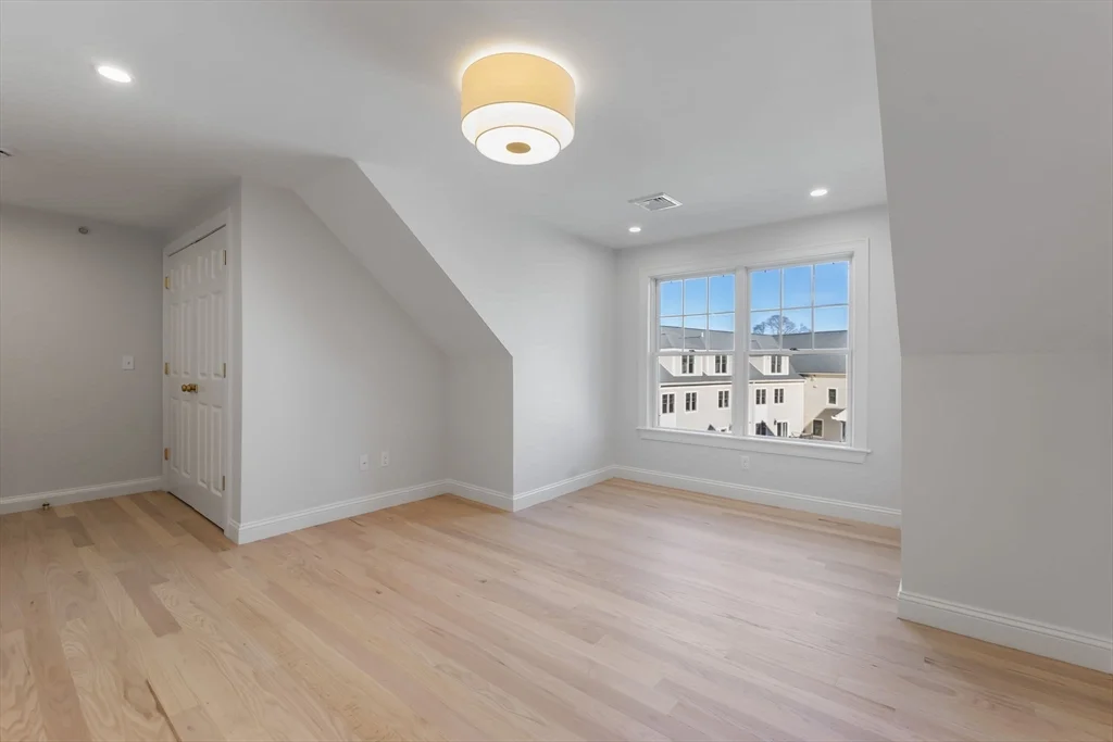 3 bed, 3 bath apartment for rent at 7 Chatham St Unit 7A, Watertown — photo 15 of 23