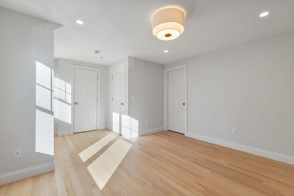 3 bed, 3 bath apartment for rent at 7 Chatham St Unit 7A, Watertown — photo 16 of 23