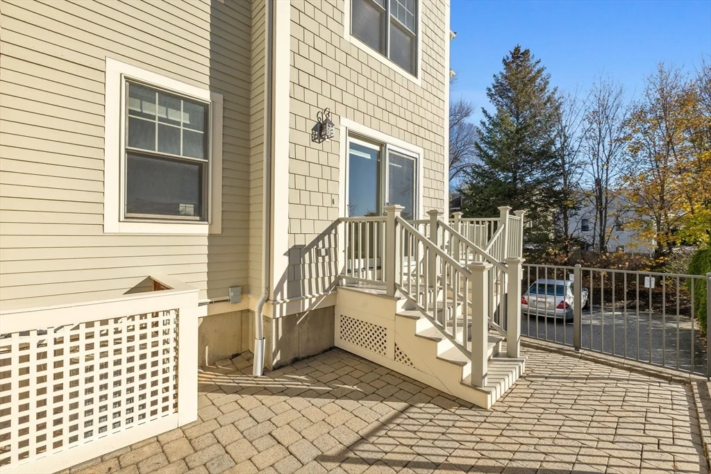 3 bed, 3 bath apartment for rent at 7 Chatham St Unit 7A, Watertown — photo 20 of 23