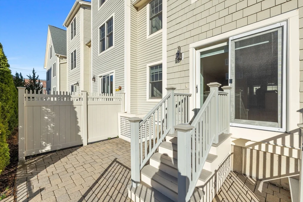 3 bed, 3 bath apartment for rent at 7 Chatham St Unit 7A, Watertown — photo 21 of 23