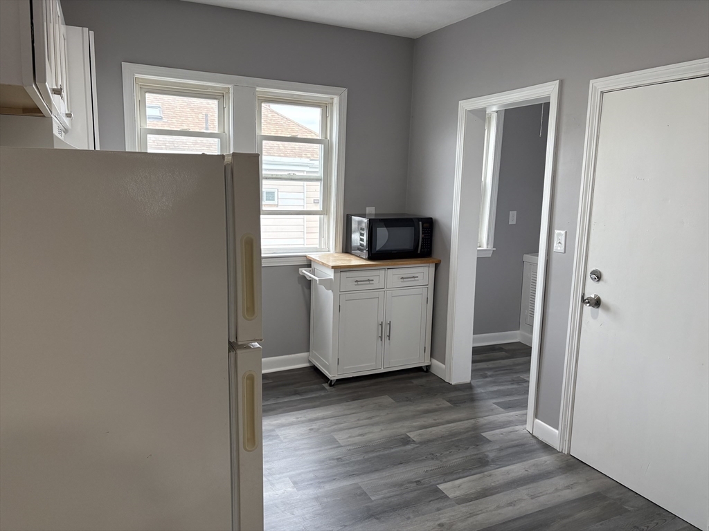 2 bed, 1 bath apartment for rent at 7 Chauncey Unit B, Watertown — photo 9 of 11