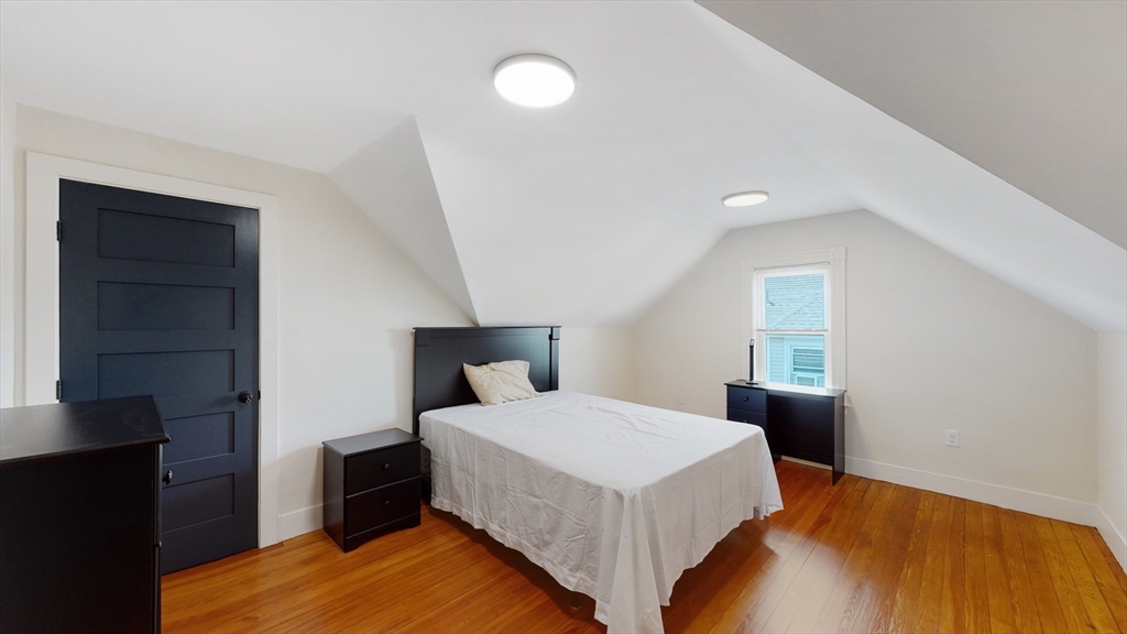 7 bed, 3 bath apartment for rent at 7 Chester Ave Unit 2, Waltham — photo 7 of 21