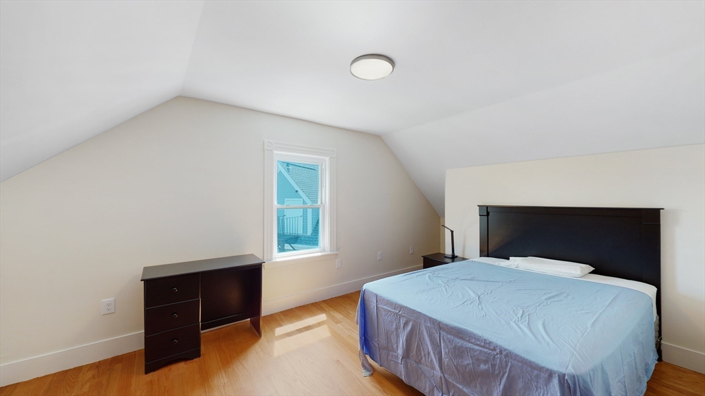 7 bed, 3 bath apartment for rent at 7 Chester Ave Unit 2, Waltham — photo 9 of 21
