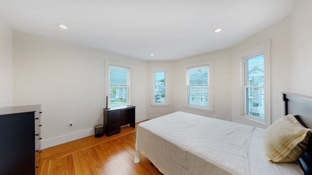 7 bed, 3 bath apartment for rent at 7 Chester Ave Unit 2, Waltham — photo 8 of 21