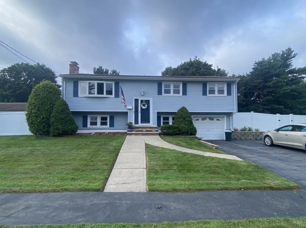 3 bed, 2 bath apartment for rent at 7 Cleveland Rd, Peabody