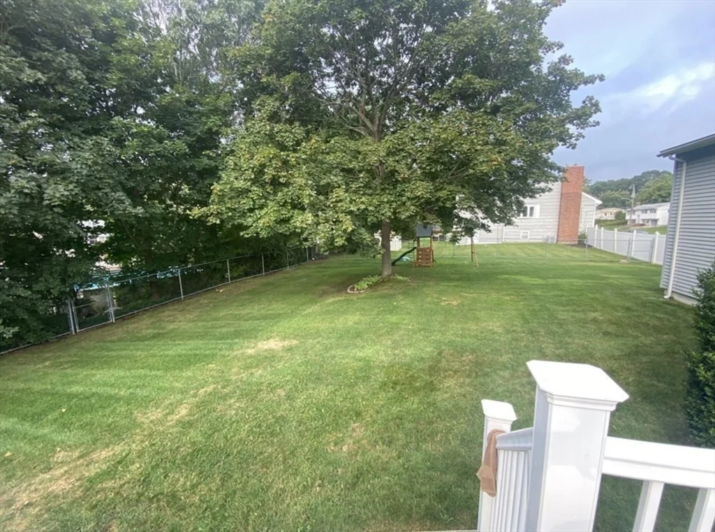 3 bed, 2 bath apartment for rent at 7 Cleveland Rd, Peabody — photo 20 of 23