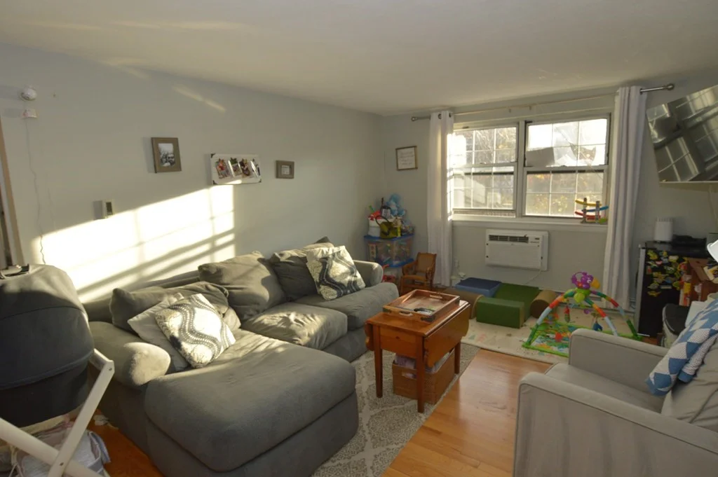 1 bed, 1 bath apartment for rent at 7 Colonial Village Dr Unit 10, Arlington