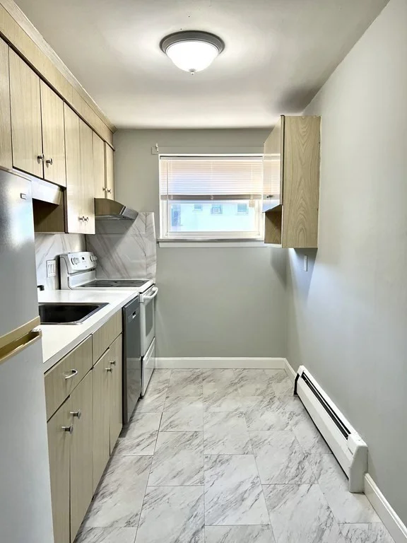 1 bed, 1 bath apartment for rent at 7 Commonwealth Ct Unit 16, Brighton — photo 9 of 12
