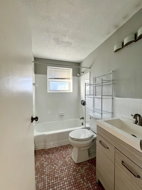1 bed, 1 bath apartment for rent at 7 Commonwealth Ct Unit 16, Brighton — photo 8 of 12