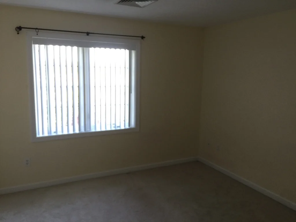 2 bed, 2 bath apartment for rent at 7 Conant Rd Unit 11, Winchester — photo 27 of 36