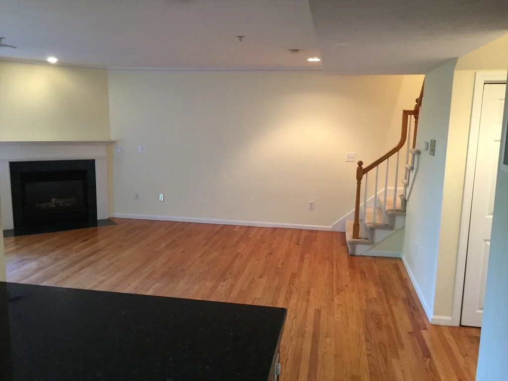 2 bed, 2 bath apartment for rent at 7 Conant Rd Unit 11, Winchester — photo 6 of 36