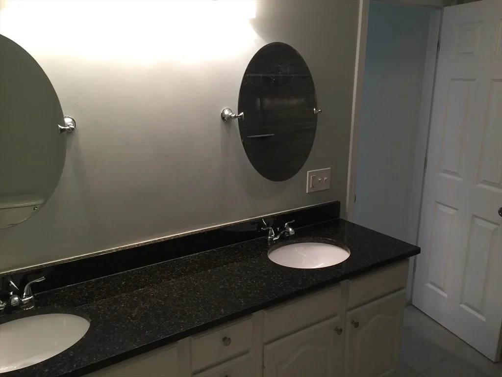 2 bed, 2 bath apartment for rent at 7 Conant Rd Unit 11, Winchester — photo 29 of 36
