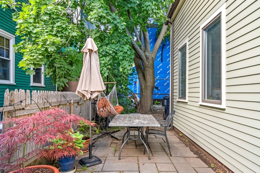 1 bed, 1 bath apartment for rent at 7 Cottage St Unit 7, Cambridgeport — photo 15 of 19