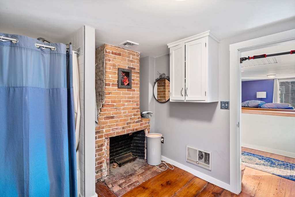 1 bed, 1 bath apartment for rent at 7 Cottage St Unit 7, Cambridgeport — photo 13 of 19