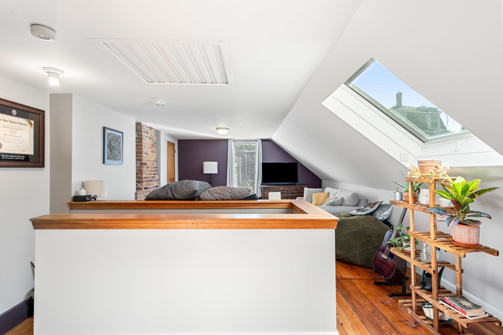 1 bed, 1 bath apartment for rent at 7 Cottage St Unit 7, Cambridgeport — photo 12 of 19