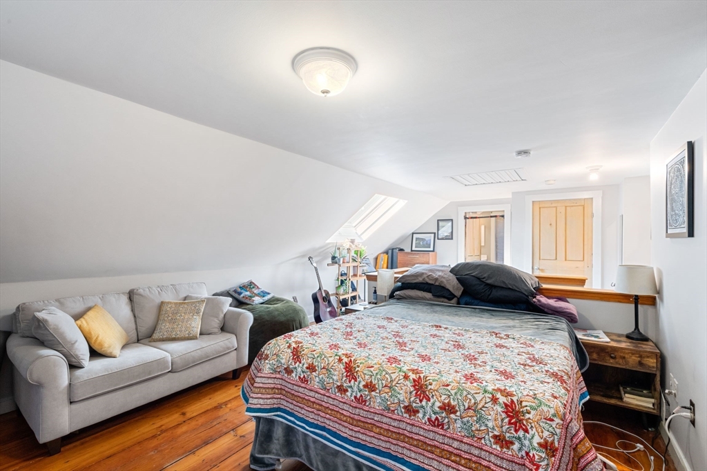 1 bed, 1 bath apartment for rent at 7 Cottage St Unit 7, Cambridgeport — photo 10 of 19