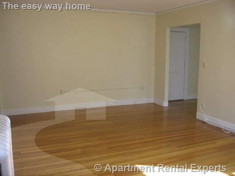 3 bed, 1 bath apartment for rent at 7 Craigie Cir Unit 1, Harvard Square — photo 10 of 19